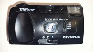 CAMARA DE FOTOS OLYMPUS TRIP JUNIOR 33mm 1:45