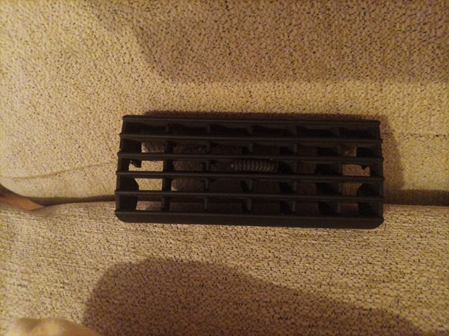 Rejilla central w201 mercedes