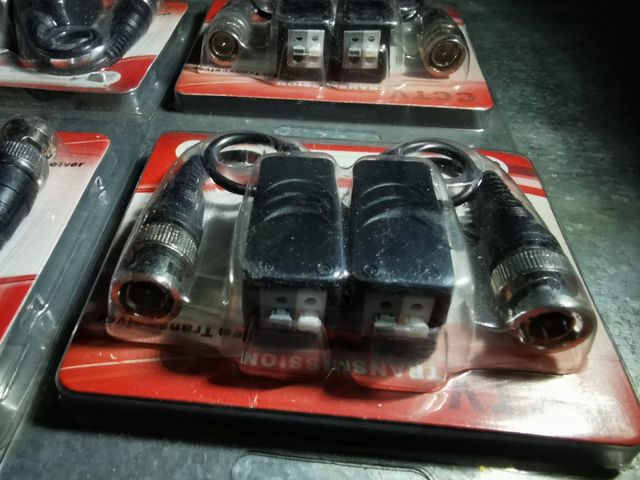 Lotto 4 confez. Video balun x telecamere