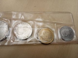 Monedas ( pesetas antiguas)