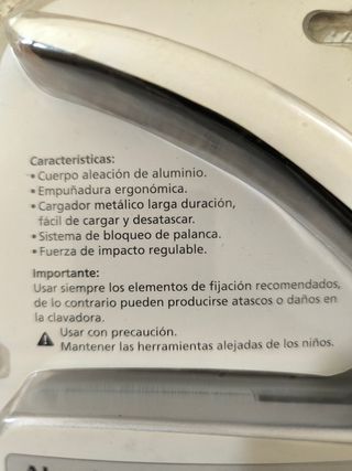 Herramienta clavadora 3 en 1 nueva 