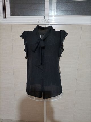 Blusa Negra "ZARA" Colllectión
