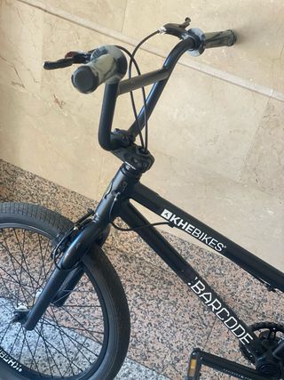 Bicicleta en buen estado fly neo 16” tipo bmx