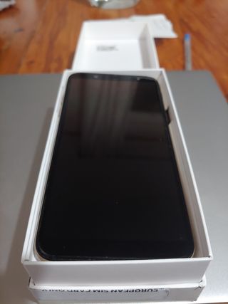 Samsung Galaxy A6 y funda a estrenar de regalo