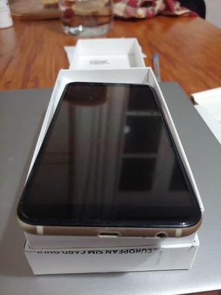 Samsung Galaxy A6 y funda a estrenar de regalo