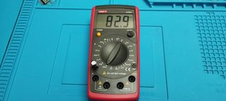 UNI-T UT601 - Capacimetro e Ohmimetro Digital