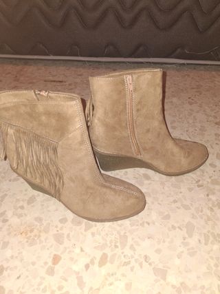 Botines de cuña