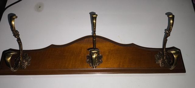 Perchero de madera