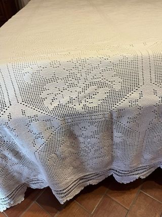 OFFERTA! Coperta VINTAGE ricamata a mano