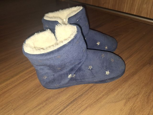 ZAPATILLAS SIN USO. T S WOMAN SECRET.