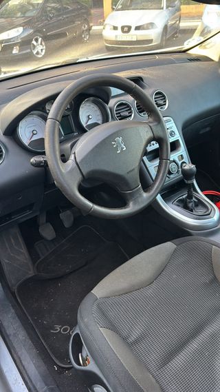 Peugeot 308 2009 arranca se para