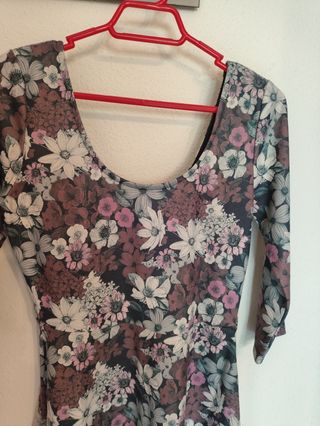 Vestido de Stradivarius 
