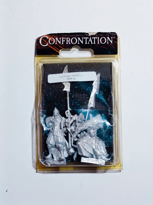 Confrontation guerrieri keratis miniatura metallo