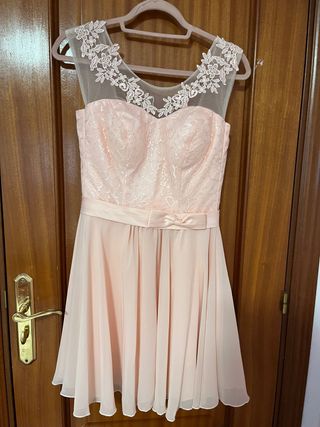 Vestido corto fiesta con encaje