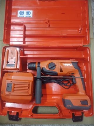 Taladro Hilti batería y cargador