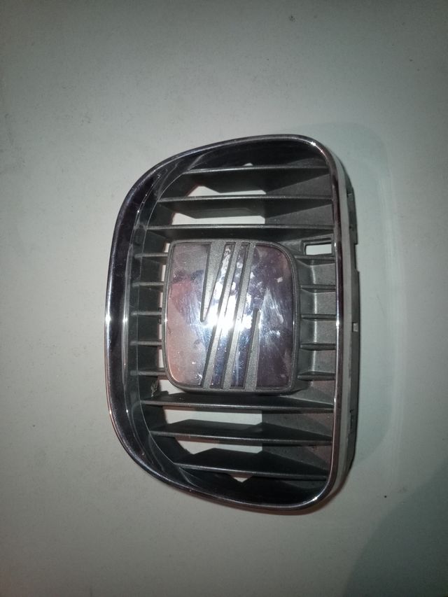 Rejilla Seat León Cupra original 