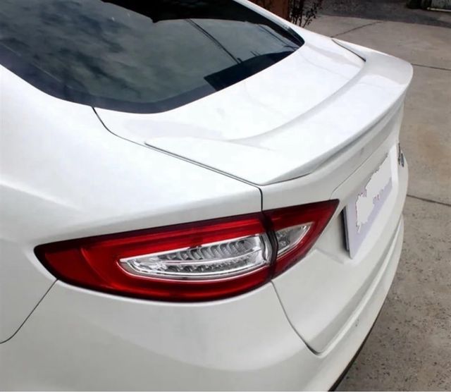 Alerón Trasero Para Ford Mondeo color gris