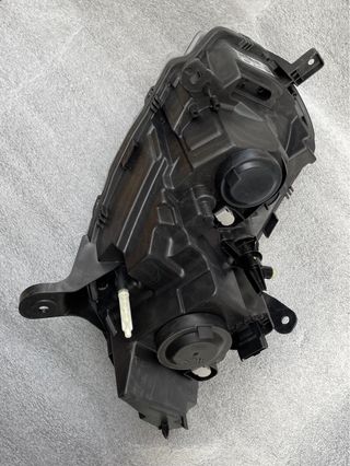 Faro delantero derecho Dacia Logan / Sandero