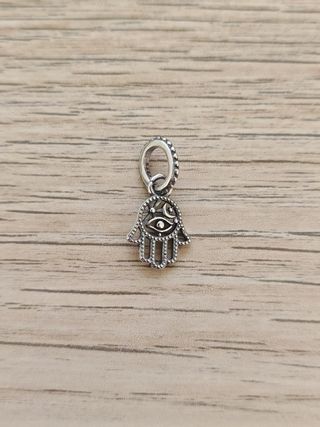 Charm plata Hamsa protectora 