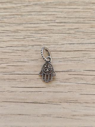 Charm plata Hamsa protectora 