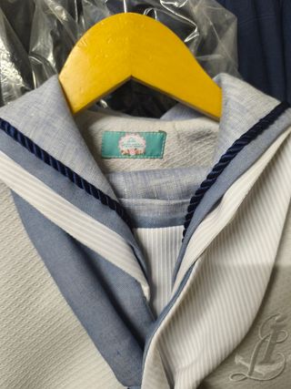Traje de comunión nuevo