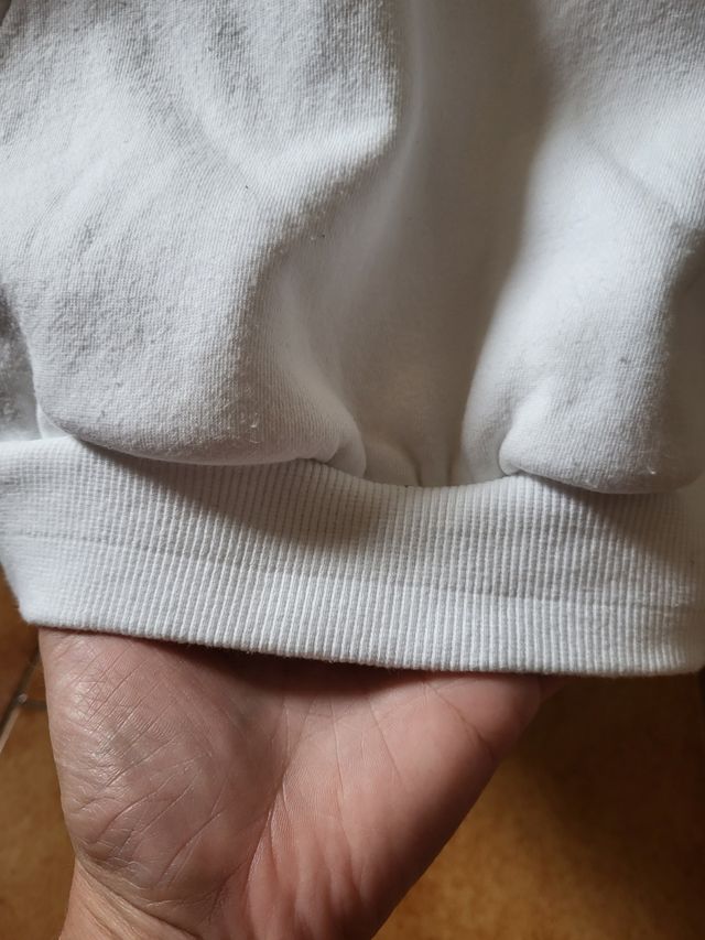 Felpa bianca Stradivarius 