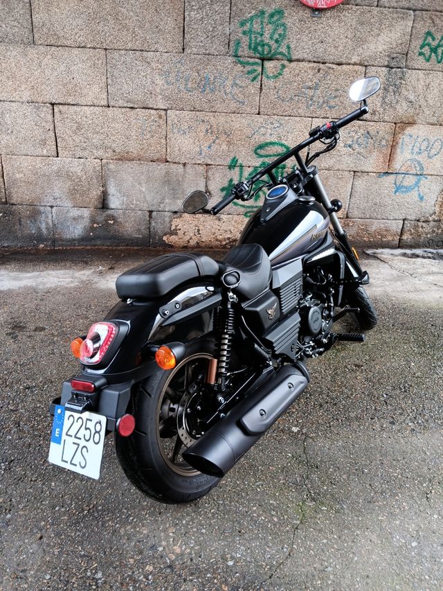 Moto UM Renegade Freedom 125cc