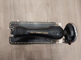 Maquina coser ALFA antigua