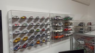 Espositori modellismo da parete