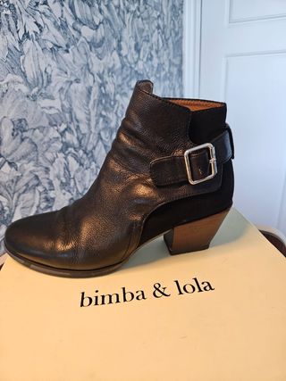 Botines BIMBA y LOLA en Piel negra