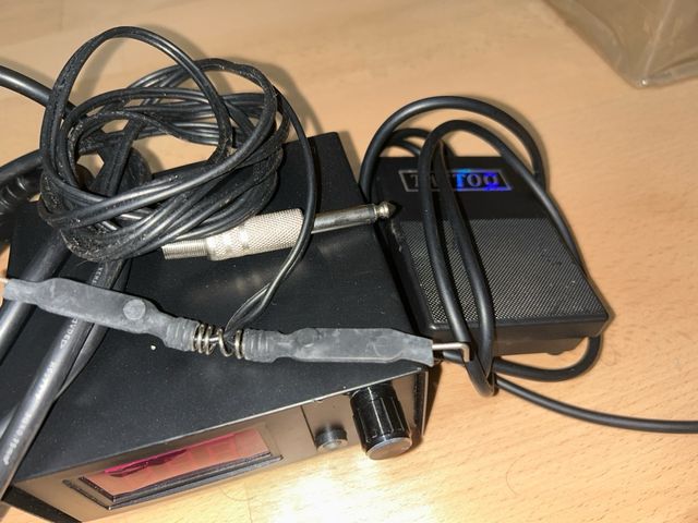 Máquinas y fuente de alimentación tatuaje