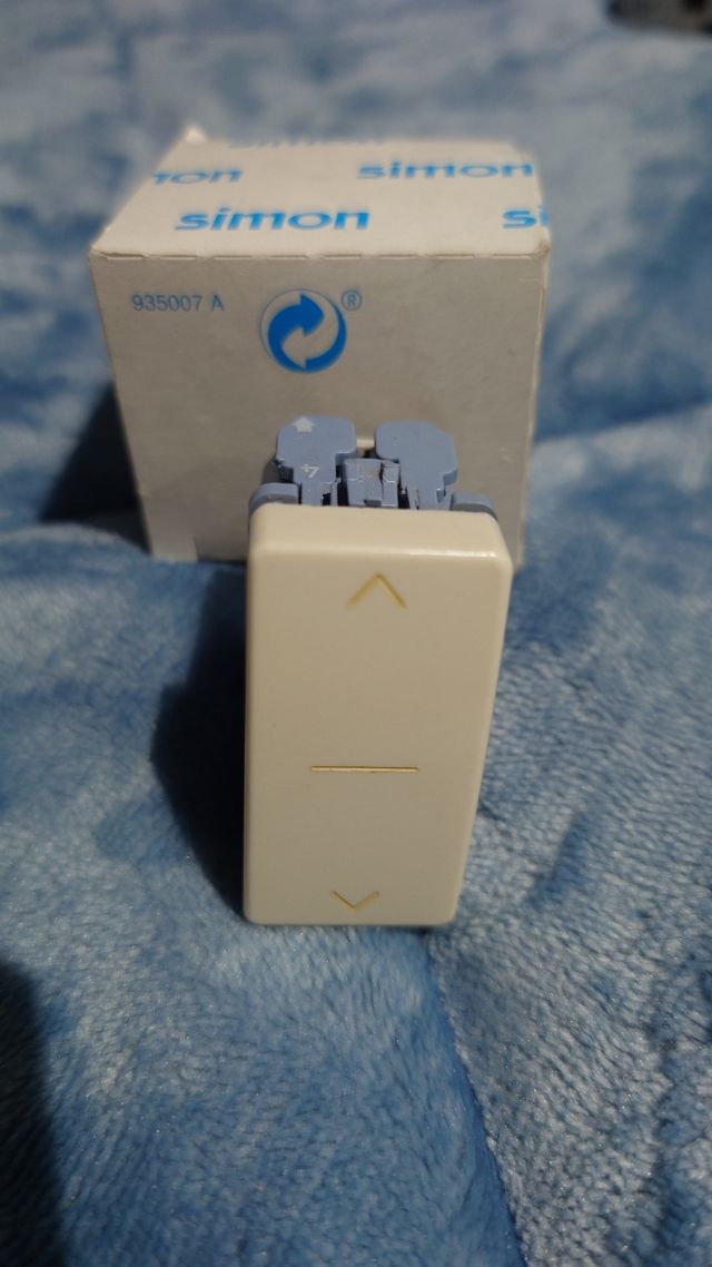 Interruptor do obturador Simon 27
