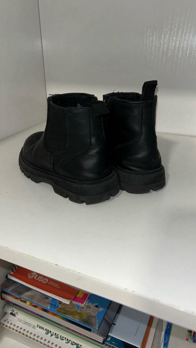 Botas niño Zara