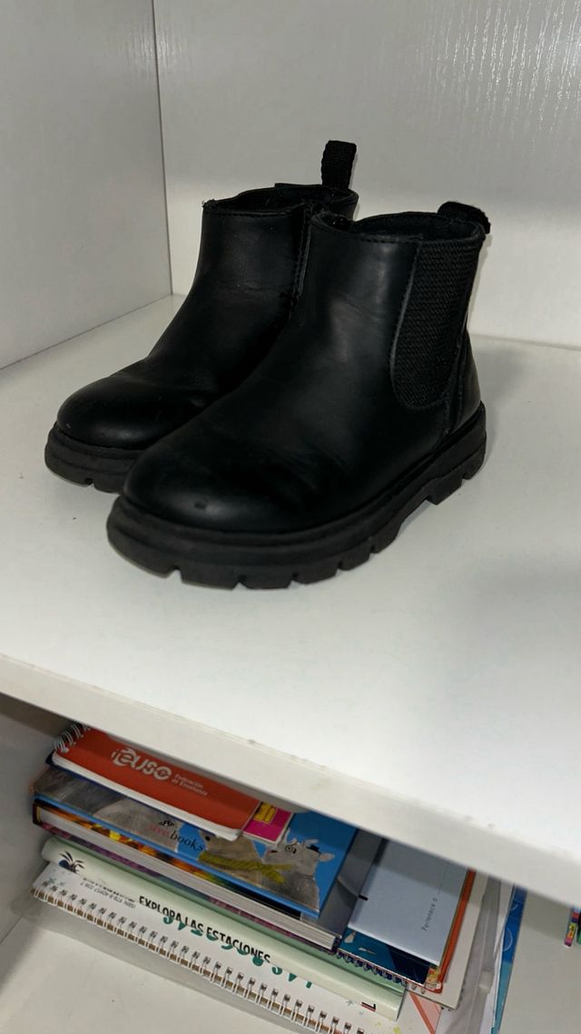 Botas niño Zara