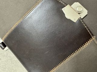 Maletín ejecutivo de tela y cuero