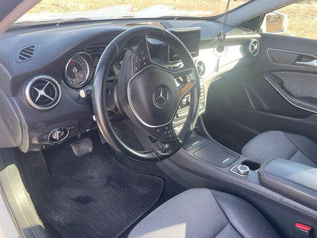 Mercedes-Benz GLA 2015