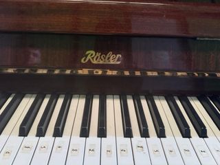 Piano de pared
