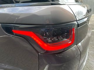Land Rover Range Rover Sport 5.0 V8 Supercharged SVR 423 kW (575 CV)