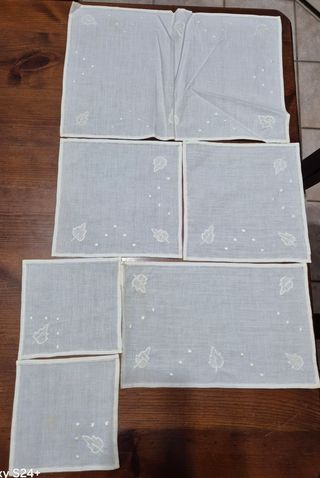 Set.n.6 centri vintage ricamati a mano