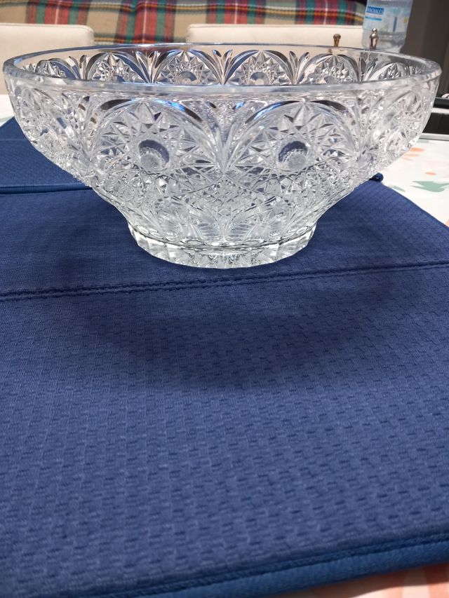 Frutero de cristal tallado