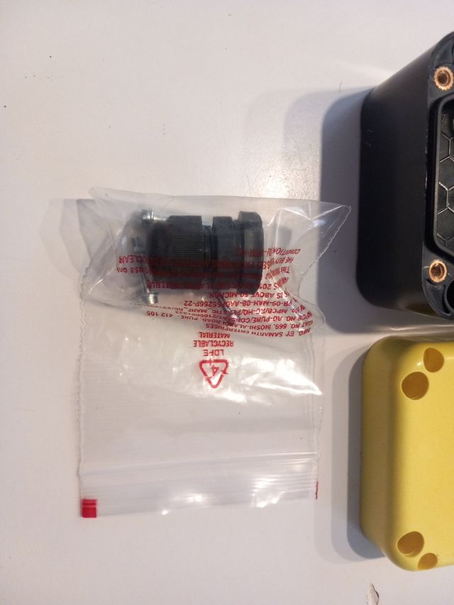 Interruttore stagno da parete  nuovo