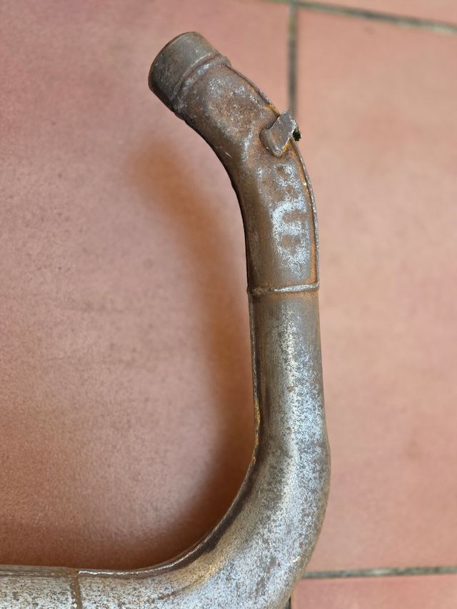 Escape yamaha Tzr y derbi Scoot