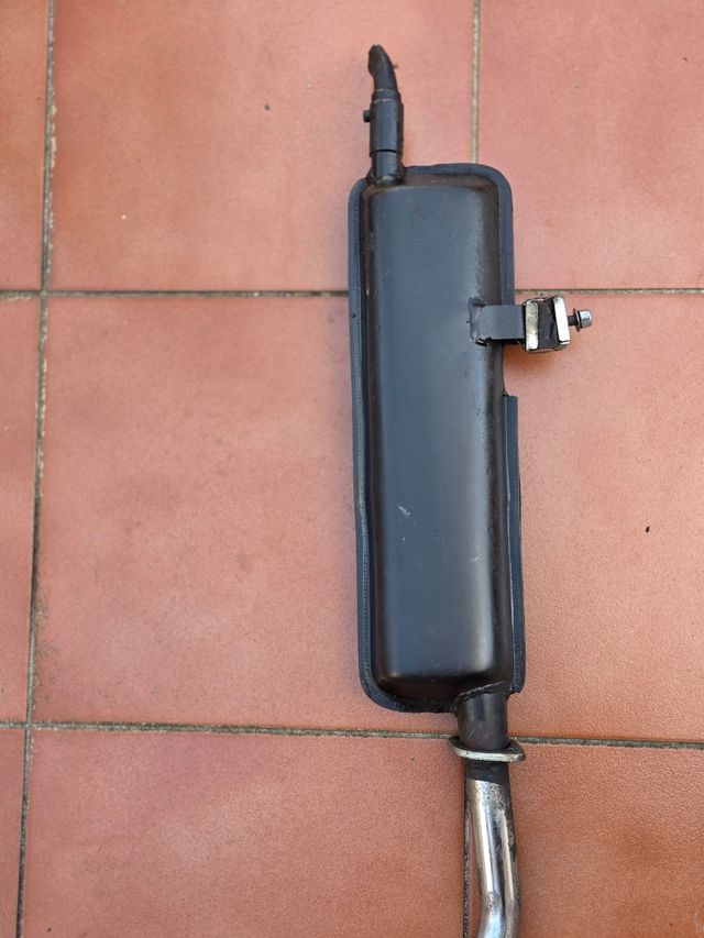 Escape yamaha Tzr y derbi Scoot