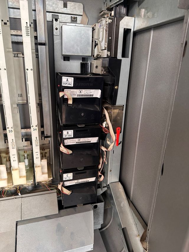 Maquina expendedora... 