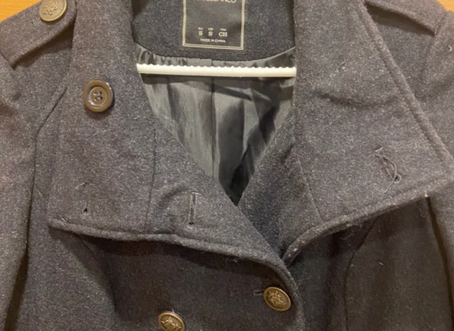 Abrigo pano gris 