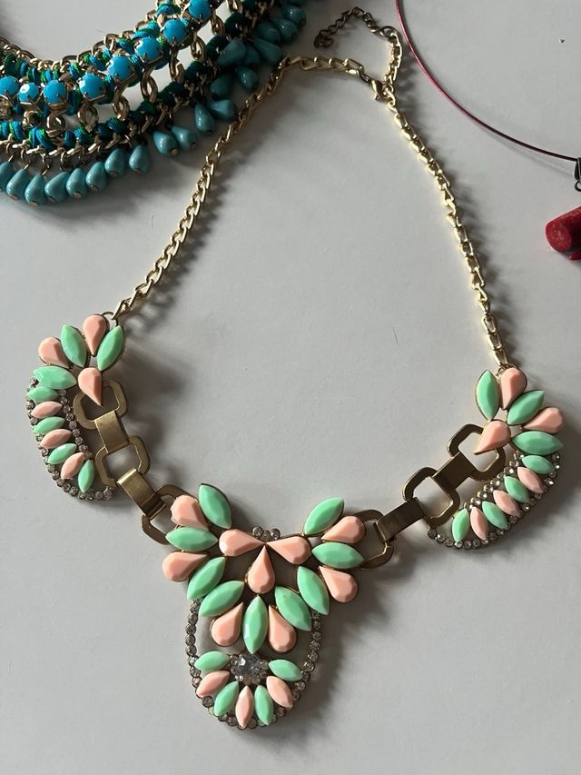 Set collares coloridos