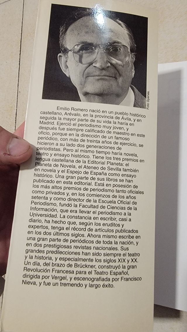 Un desnudo de la historia (Espejo de España) (Spanish Edition)