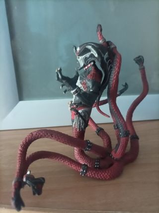 FIGURAS DE TERROR ESFINGE HIDRA 19 CM ×24 NUEVA