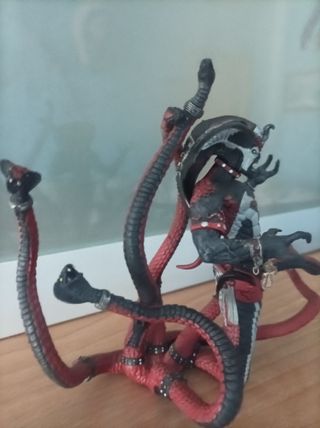 FIGURAS DE TERROR ESFINGE HIDRA 19 CM ×24 NUEVA