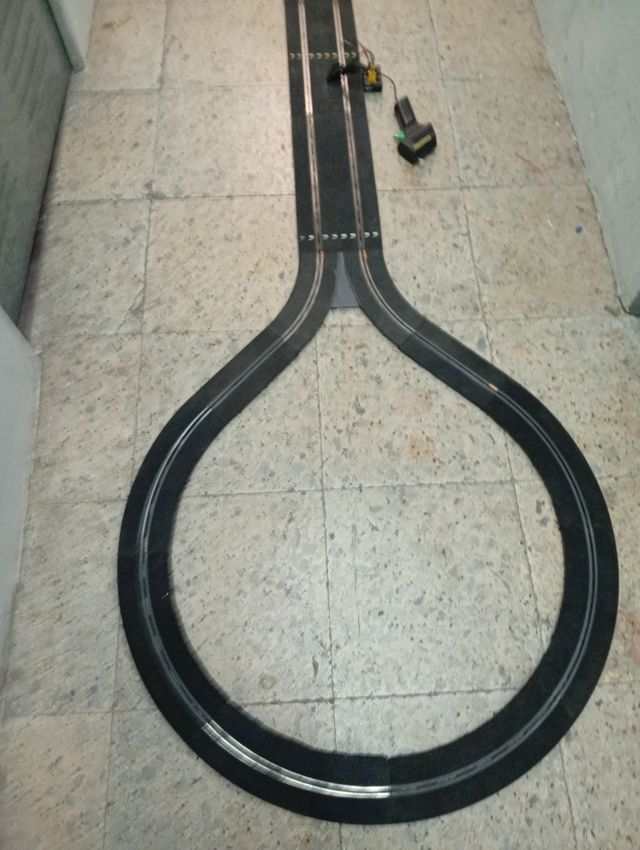 Circuito de un carril con rotondas